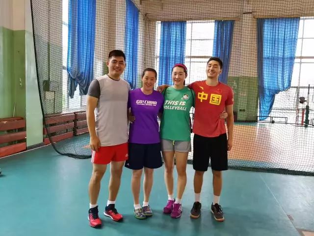  前女排国手白云创办夏令营：用排球链接世界，一个未完待续的梦想 