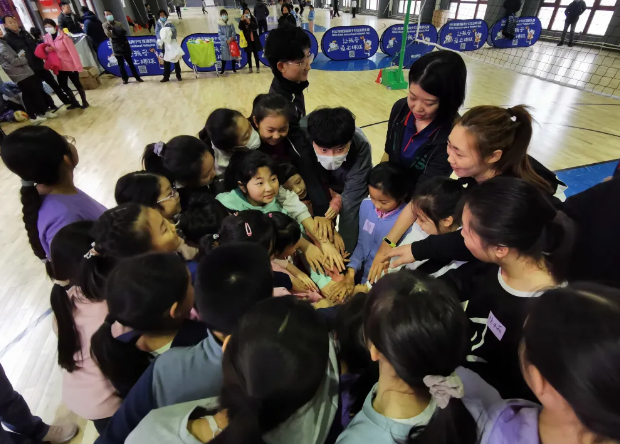 白云翱翔国际青少年排球俱乐部招人啦